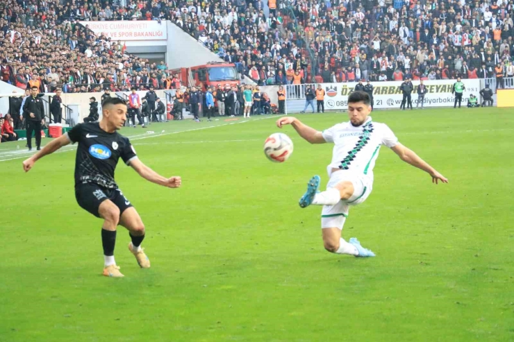 Trendyol 1. Lig: Amed Sportif Faaliyetler: 1 - Sakaryaspor: 1