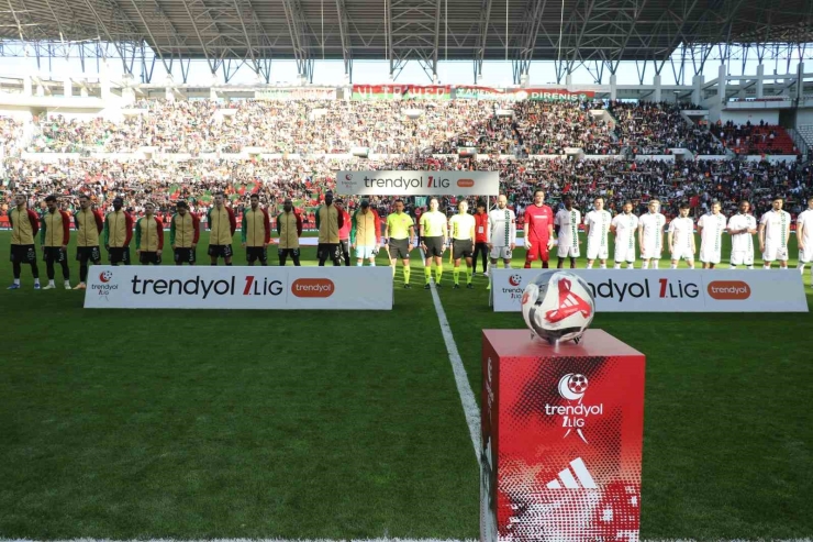 Trendyol 1. Lig: Amed Sportif Faaliyetler: 1 - Sakaryaspor: 1