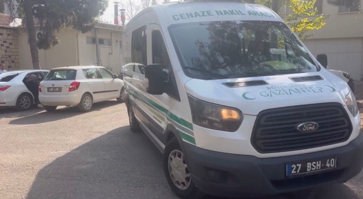 Otomobilin Çarptığı Motosikletli Hayatını Kaybetti