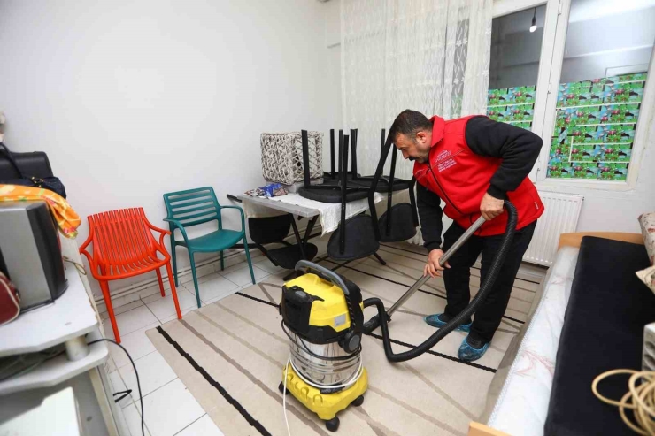 Gaziantep Büyükşehir’den Ramazan Öncesi Yaşlı Ve Engellilere Kapsamlı Destek