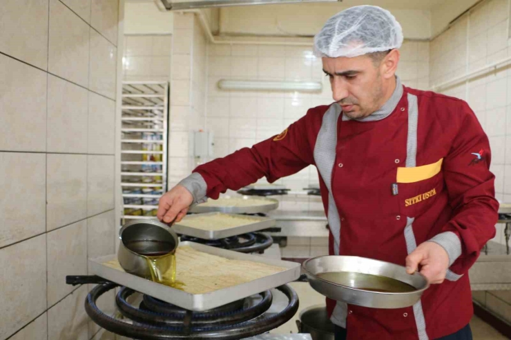 Ramazan’da 25 Ton Kadayıf Satışı Hedefleniyor