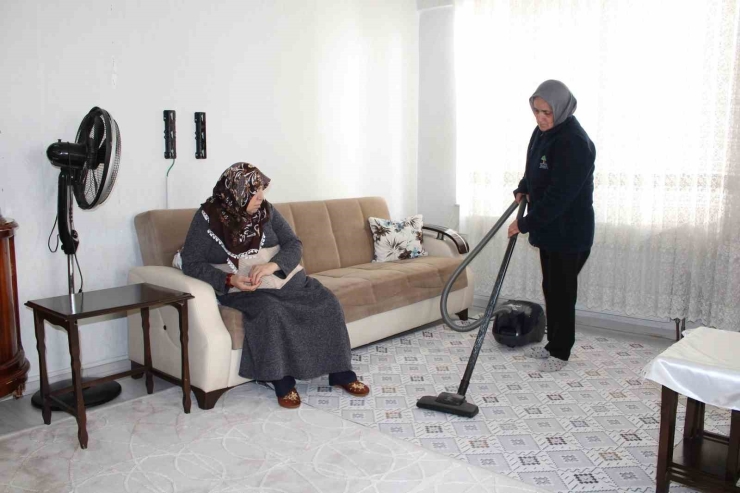 Şehitkamil’den Gönüllere Dokunan ‘vefa Hizmeti’