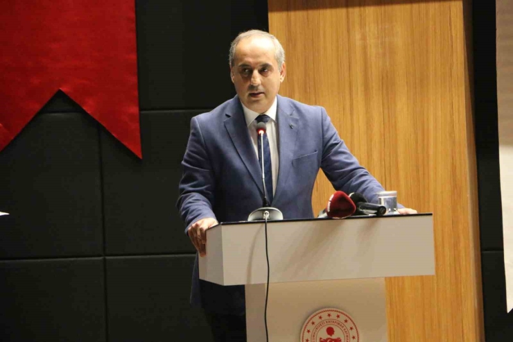 Diyarbakır’da Mesleki Ve Teknik Eğitimde Girişimcilik Semineri