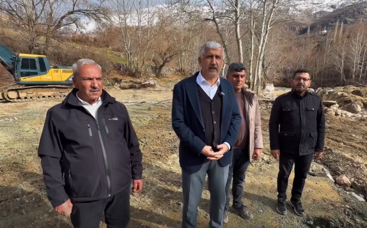 Başkan Hallaç, Haydaran Su Alma Yapısında İncelemelerde Bulundu