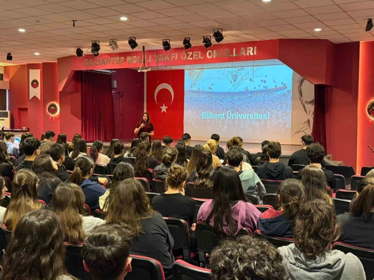 Gkv Liselerinde Geleceğe Yön Veren Kariyer Çalışmaları Start Aldı