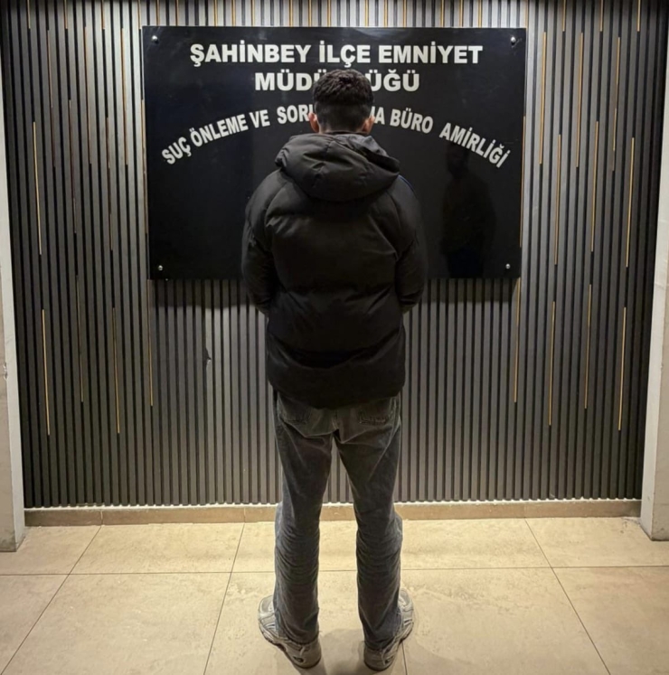 Gaziantep’te Kuyumcuyu Soyan Şahıslar Yakalandı, Çalınan Altınlar Bulundu