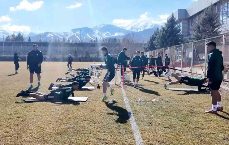 Malatya Yeşilyurtspor, Ligin İkinci Yarısına 35 Milyon Tl Yatırımla Başladı