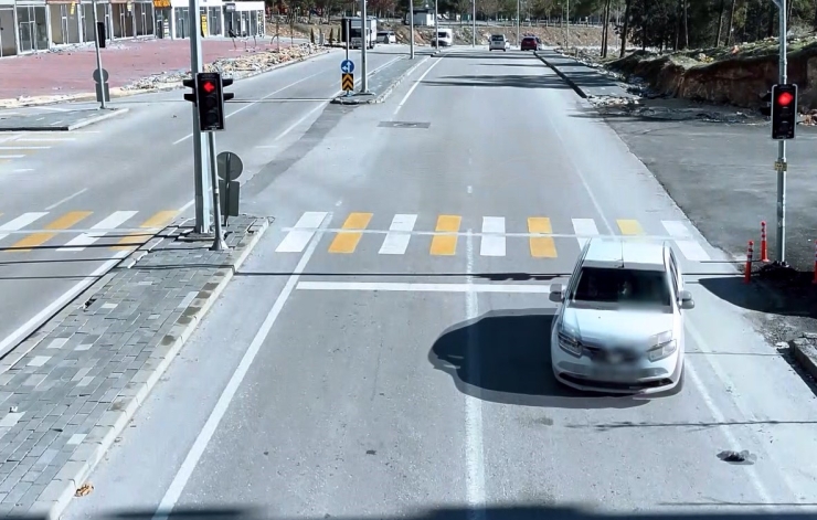 Gaziantep’te Ters Yöne Giren 639 Araca 3 Milyon Tl Ceza