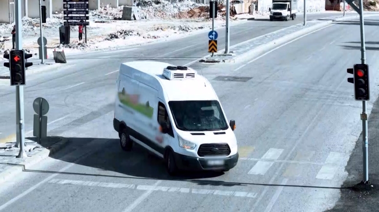 Gaziantep’te Ters Yöne Giren 639 Araca 3 Milyon Tl Ceza