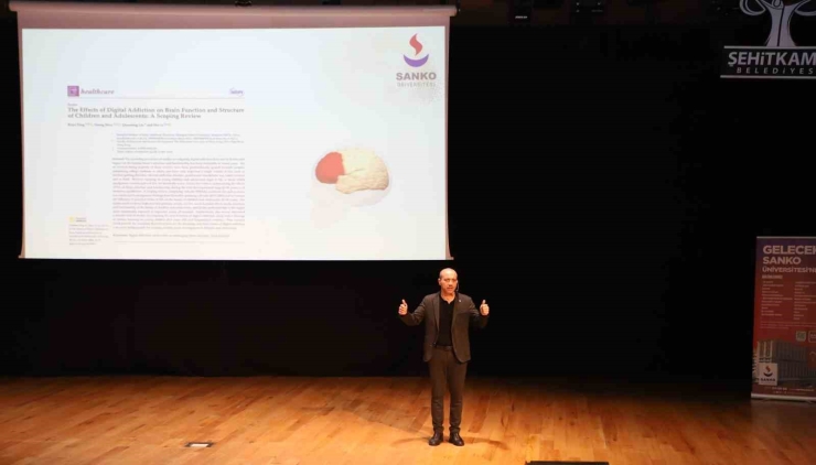 ‘üniversite Yolunda Sınav Stratejileri’ Etkinliği Yapıldı