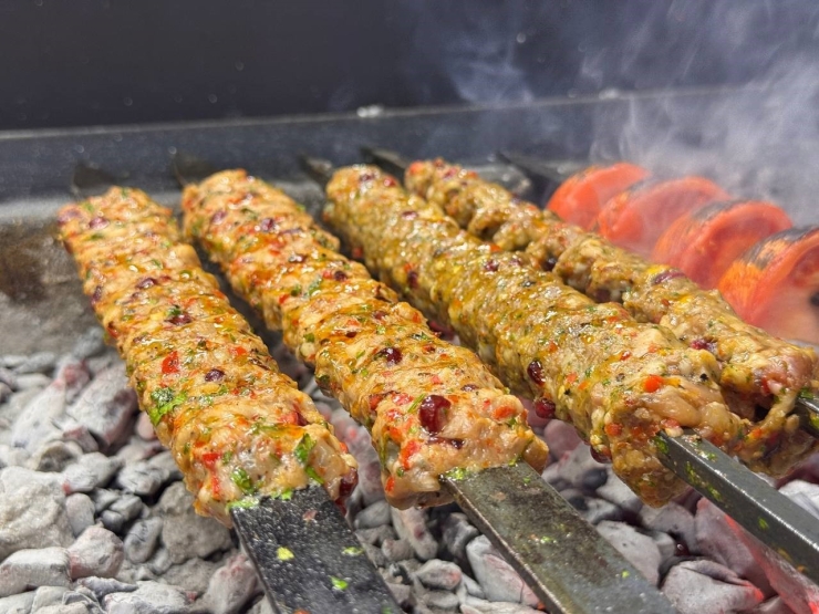 Şanlıurfa’da Nardan Kebap Yapıldı