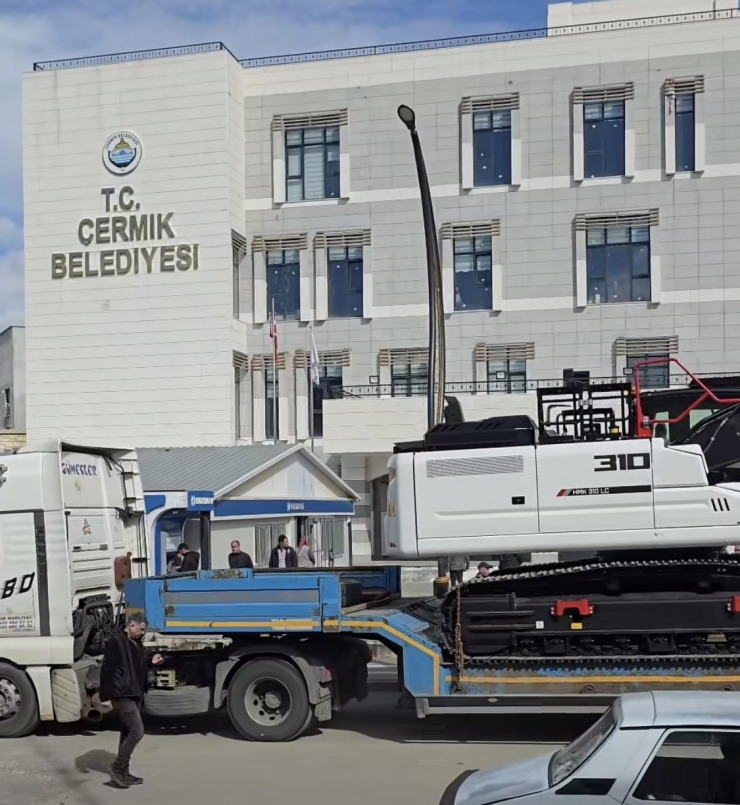 Çermik Belediyesi Araç Filosunu Genişletmeye Devam Ediyor