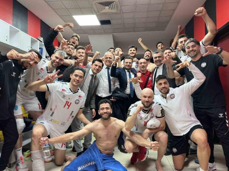 Gaziantep Gsk’dan 3-0’lık Galibiyet