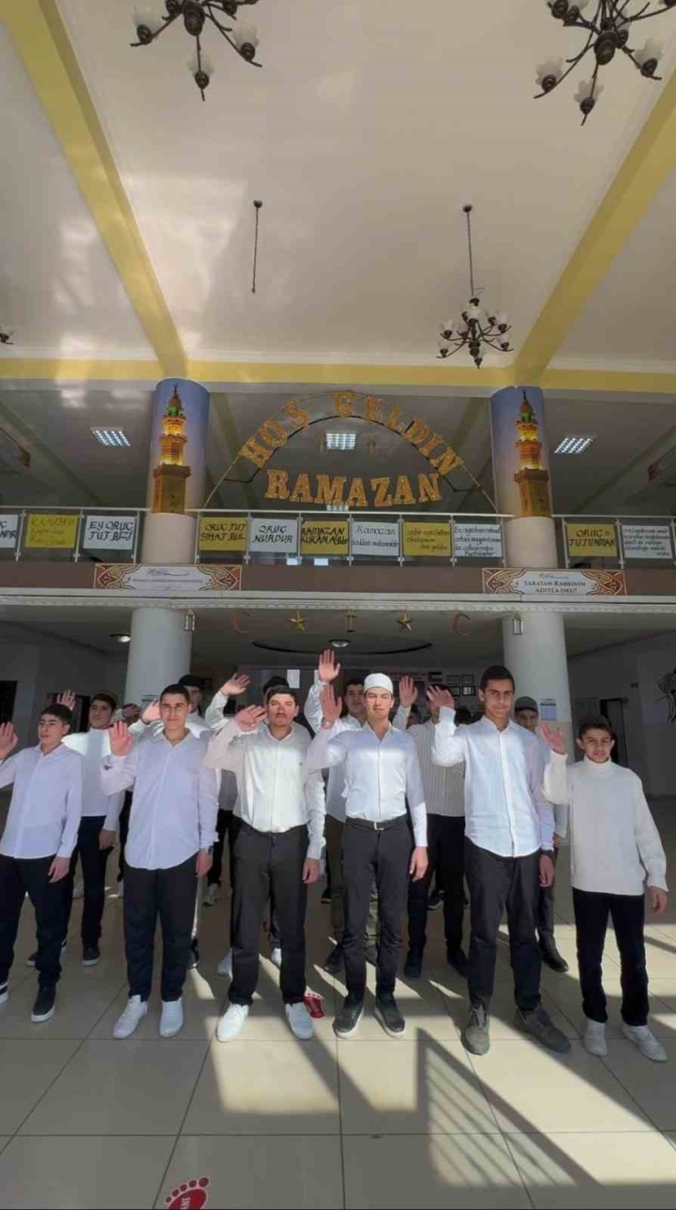 Diyarbakır’da ‘maarifin Kalbinde Ramazan’ Coşkusu