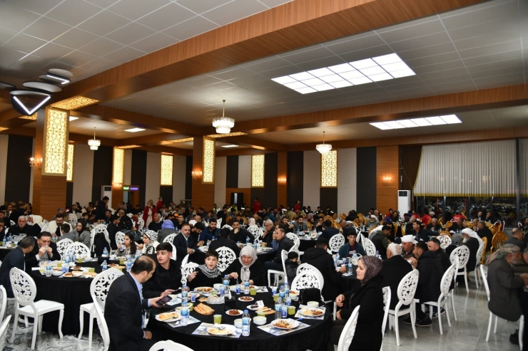 Vali Şıldak İftarda Sivereklilerle Buluştu