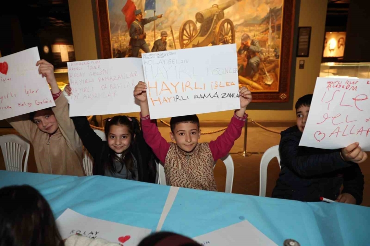 Gazi Şehirde İyilik Çocuklarla Yayılıyor