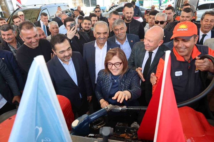 Gaziantep Büyükşehir’den Nizip’e Örnek Tarımsal Destekler