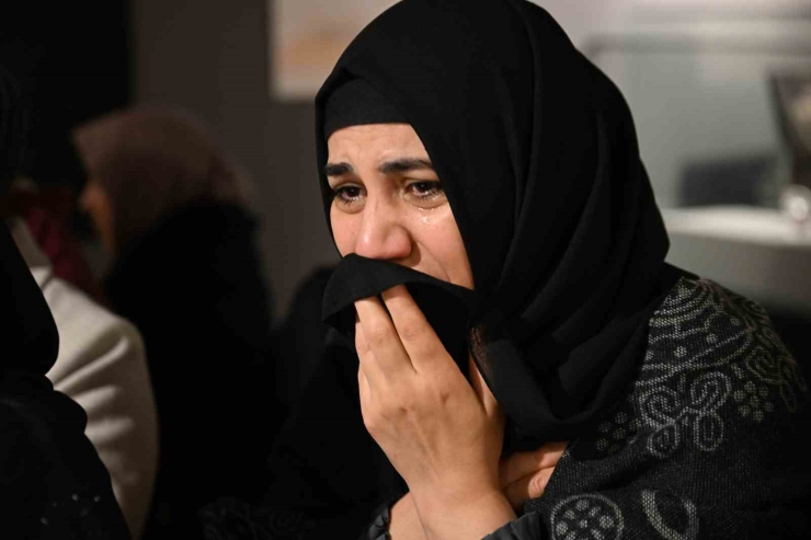 Gaziantep’te Mukaddes Emanetler Sergisi Ziyaretçi Akınına Uğruyor