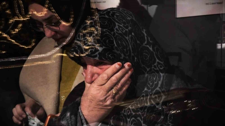 Gaziantep’te Mukaddes Emanetler Sergisi Ziyaretçi Akınına Uğruyor