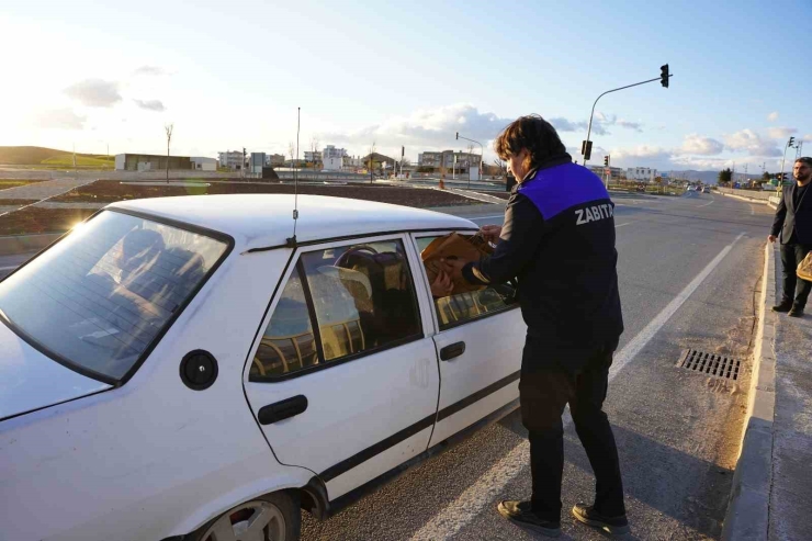 Kahta Belediyesi’nden İftara Yetişemeyenlere Kumanya Desteği