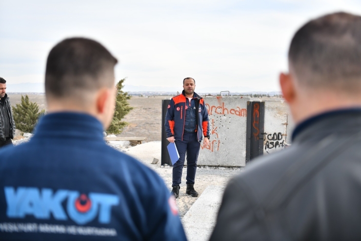 Yeşilyurt Belediyesi (yakut) Ekibine Afad’dan Arama Kurtarma Eğitimi