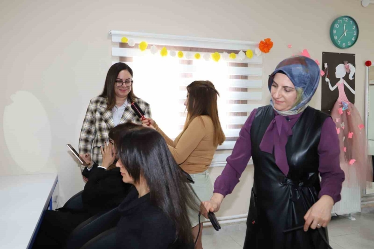 Battalgazi’de 8 Mart’a Özel Kadın Emeği Sergisi