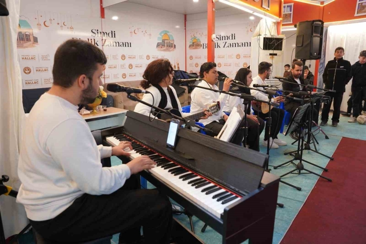 Başkan Hallaç’tan Ramazan Çarşısı’nda Kadınlara Anlamlı Sürpriz