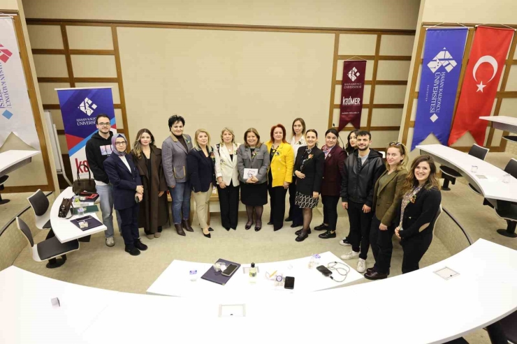 Hkü’de "4. İlham Veren Kadınlar Buluşması" Gerçekleştirildi