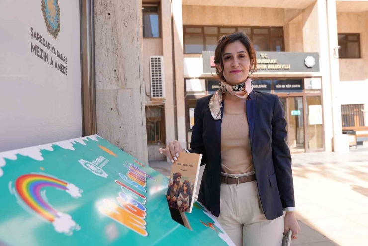 Diyarbakır’da Masal Sandığı Kuruldu: Kitaplar Çocuklar İçin Toplanıyor