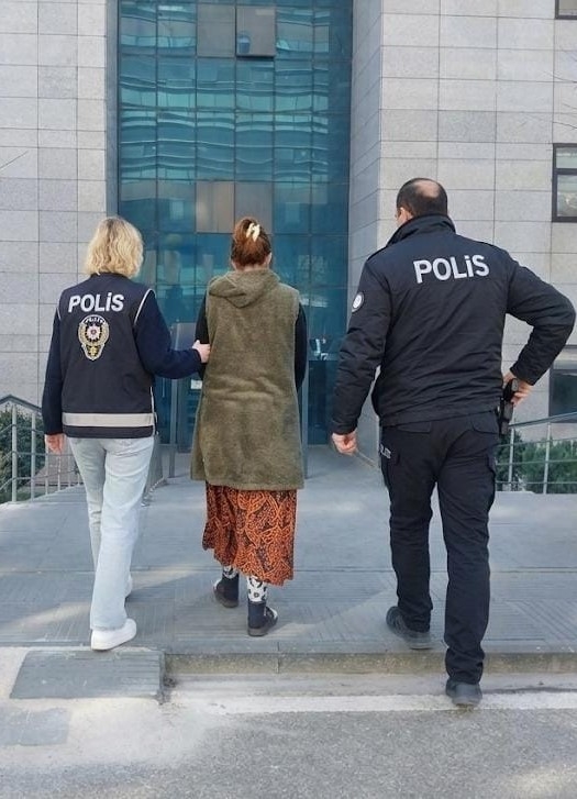 Gaziantep’te 37 Yıl Kesinleşmiş Hapis Cezası Bulunan Şahıs Yakalandı