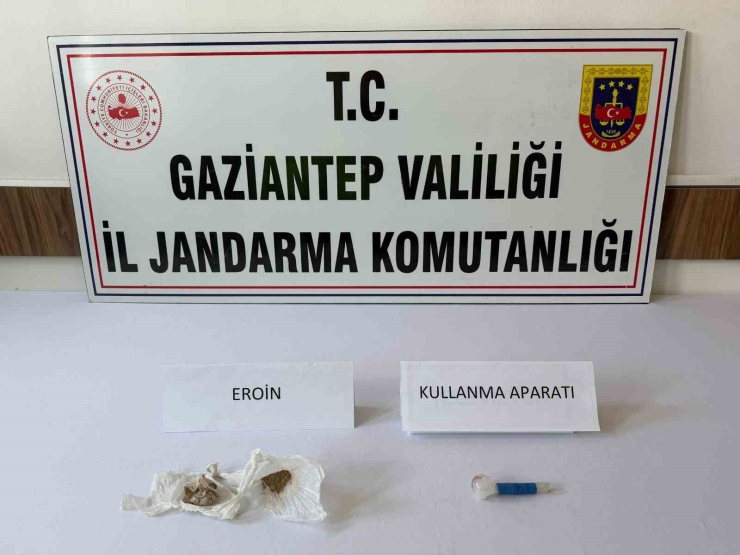 Gaziantep’te Uyuşturucu Ve Kaçakçılık Şüphelisi 31 Şahıs Tutuklandı
