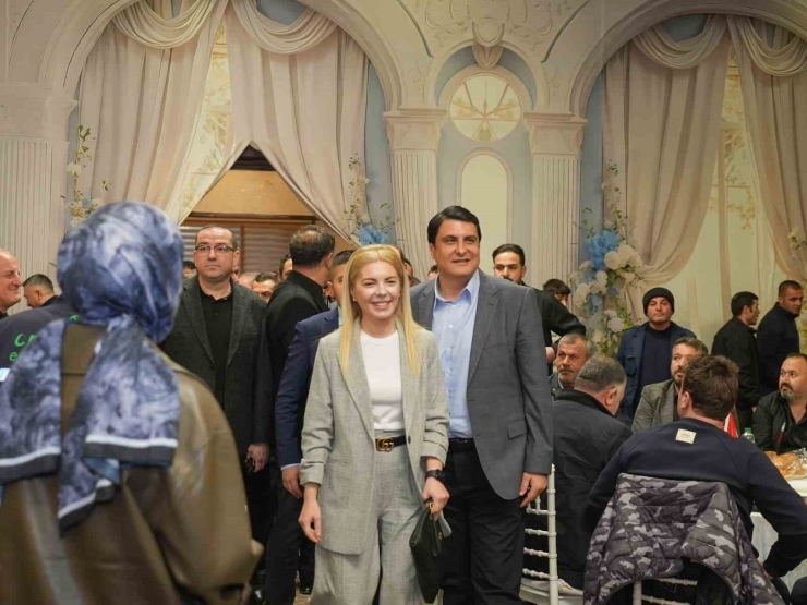 Yılmaz, Çalışma Arkadaşlarıyla İftar Sofrasında Buluştu