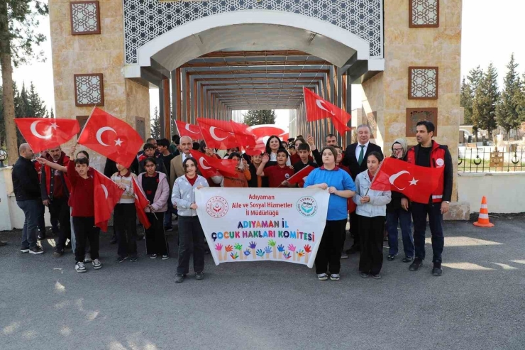Adıyaman’da Şehitliklerin Bakım Ve Onarımı Yapıldı