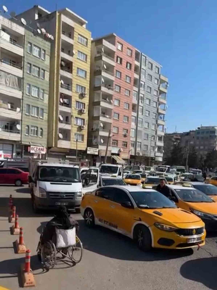 Taksicilerin Güncellenen Zam Kuyruğu