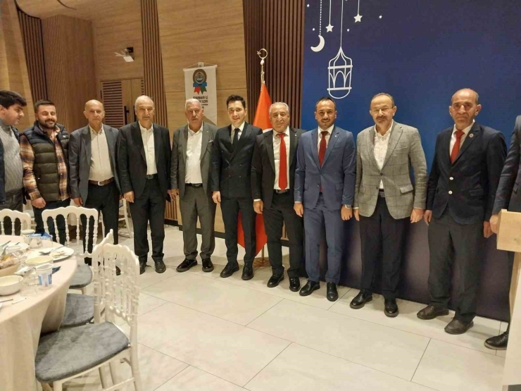 İstanbul’da Yaşayan Çermikliler İftar Yemeğinde Buluştu