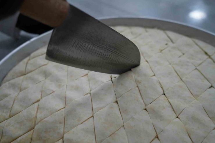 Bayram Öncesi Gaziantep’te Baklava Mesaisi