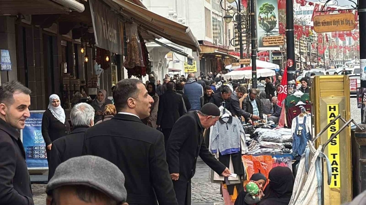 Sağanak Yağış, Bayram Öncesi Esnafa Yaramadı