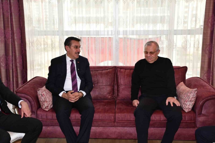 Ak Parti Malatya Milletvekili Tüfenkci’den Şehit Ailelerine Ziyaret