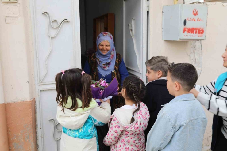 Battalgazi Belediyesi’nden Çocuklarla Bayram Ziyareti