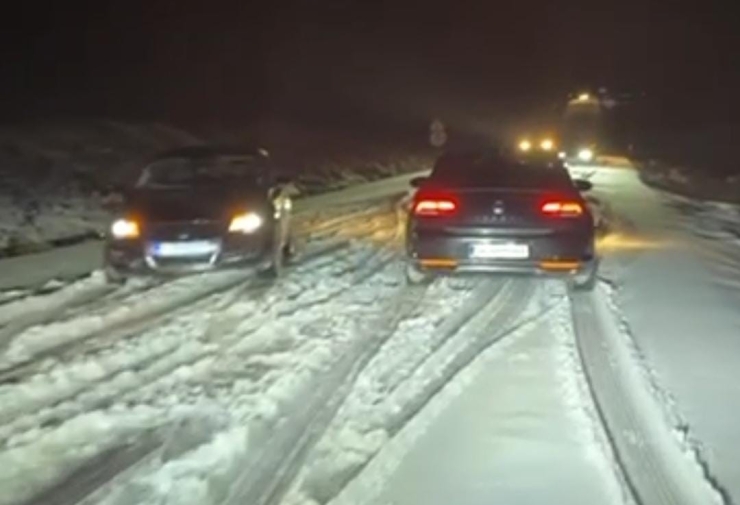 Şanlıurfa’da Dolu Ve Kar Yağışı Etkili Oldu