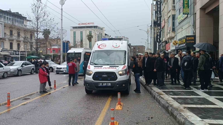 Lokantayı Basıp Kardeşini Vurdu