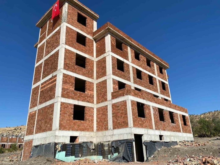 Çermik’te Kur’an Kursunun Kaba İnşaatı Tamamlandı