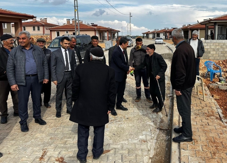 Kaymakam Aslan, Köy Evlerine Yerleşen Vatandaşları Ziyaret Etti