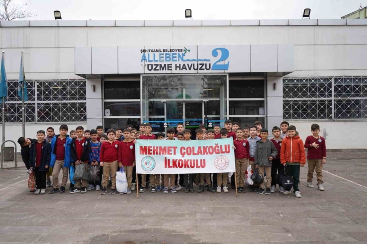 Minik Kulaçlar Şehitkamil’e Renk Katacak