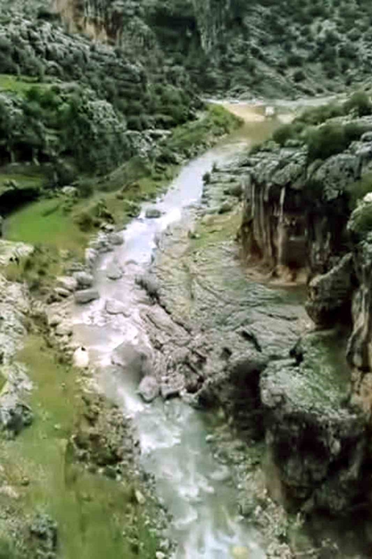 Araban’da Kuruyan Ardıl Çayı Yıllar Sonra Yeniden Akmaya Başladı