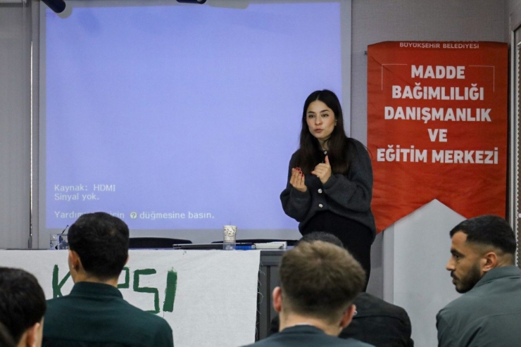 Dbb’den Taraftarlara Bağımlılıkla Mücadele Eğitimi