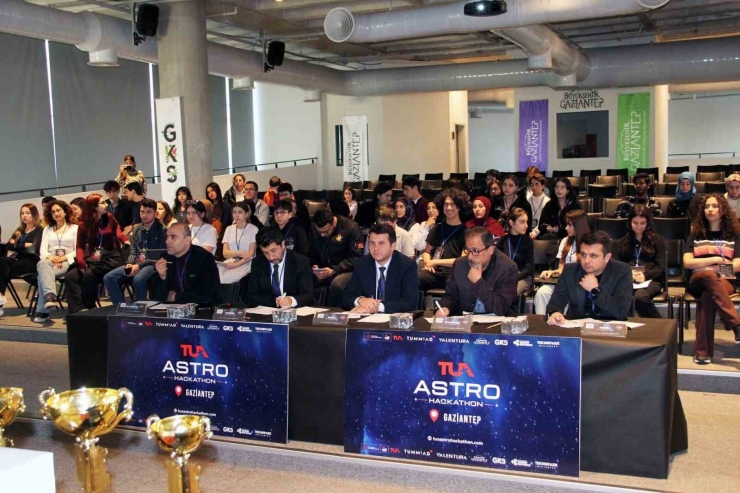 Müzeyyen Erkul Gaziantep Bilim Merkezi, Tua Astrohackathon Gaziantep 2026’ya Ev Sahipliği Yaptı