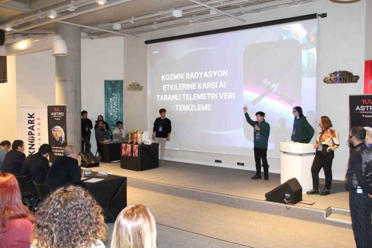 Müzeyyen Erkul Gaziantep Bilim Merkezi, Tua Astrohackathon Gaziantep 2026’ya Ev Sahipliği Yaptı