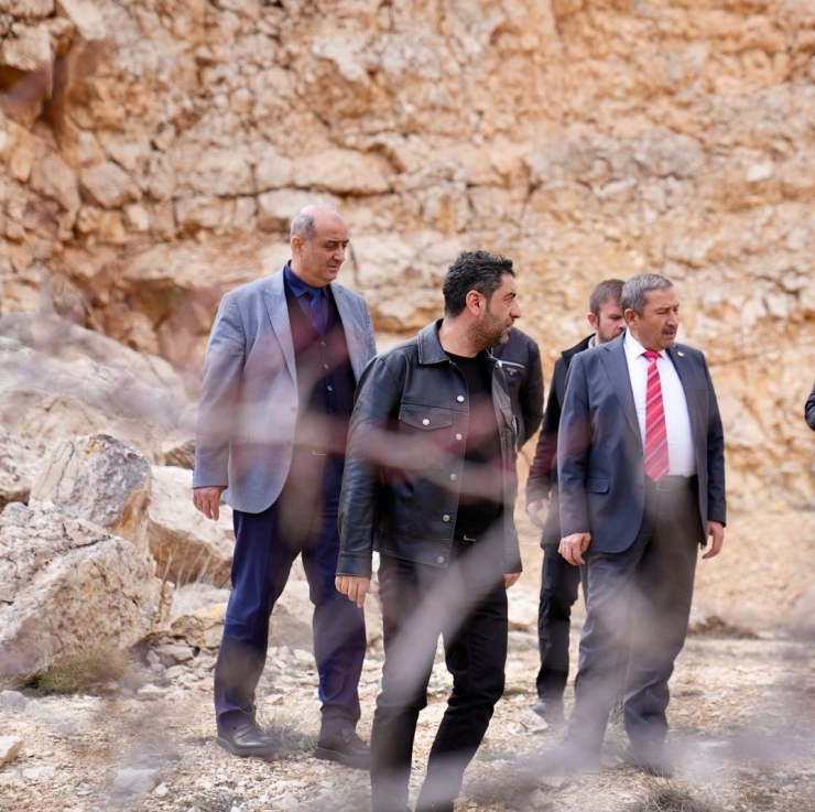 Darende’de Yol Seferberliği Başlatıldı