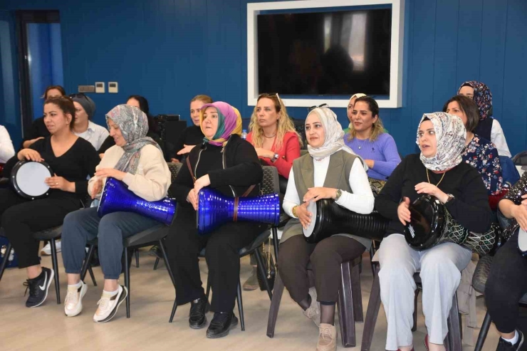 Ev Hanımları Korosu Cumhurbaşkanı Erdoğan’a Konser Vermek İstiyor